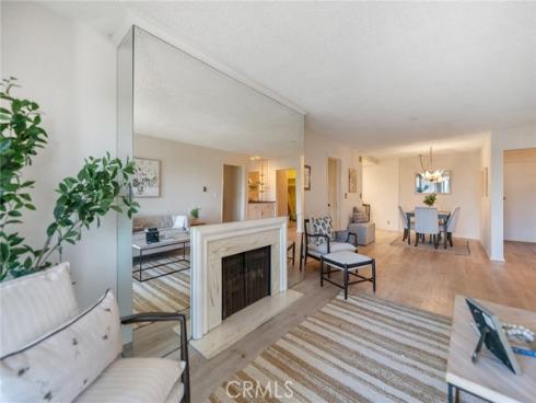 102 Scholz 234 , Newport Beach, CA