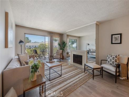 102 Scholz 234 , Newport Beach, CA