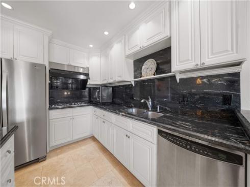 2326 Vista Hogar , Newport Beach, CA