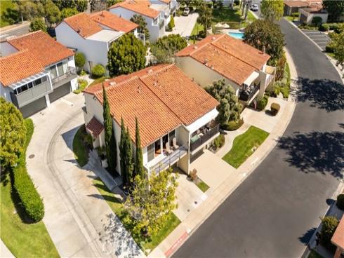 2326 Vista Hogar , Newport Beach, CA