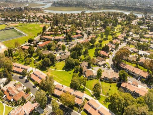 2326 Vista Hogar , Newport Beach, CA