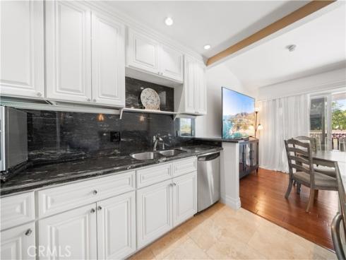 2326 Vista Hogar , Newport Beach, CA