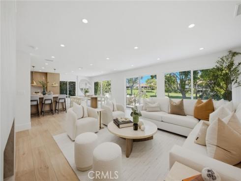 539  Vista Flora  , Newport Beach, CA