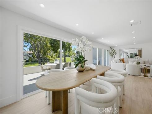 539  Vista Flora  , Newport Beach, CA