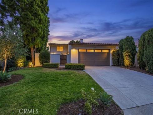 539  Vista Flora  , Newport Beach, CA