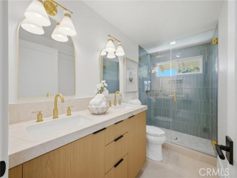 539  Vista Flora  , Newport Beach, CA