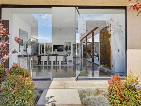 2534 Vista Baya , Newport Beach, CA