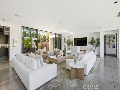 2534 Vista Baya , Newport Beach, CA