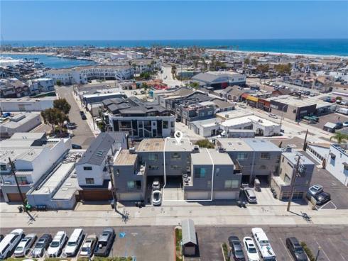 413  29th  , Newport Beach, CA