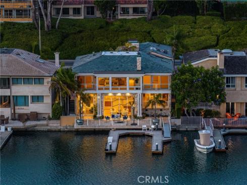 701 Bayside Drive