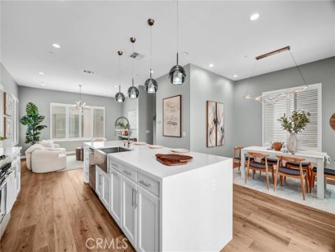 25 Ebb Tide , Newport Beach, CA