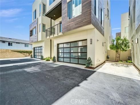 25 Ebb Tide , Newport Beach, CA