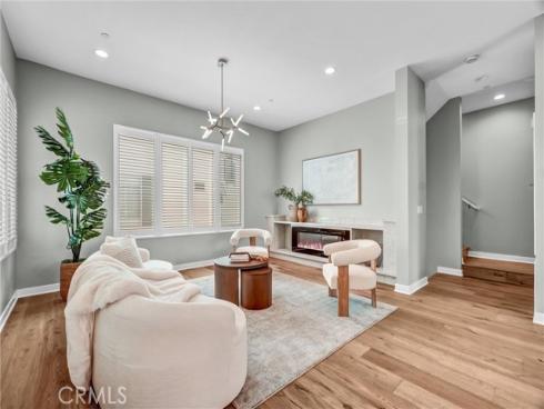 25 Ebb Tide , Newport Beach, CA