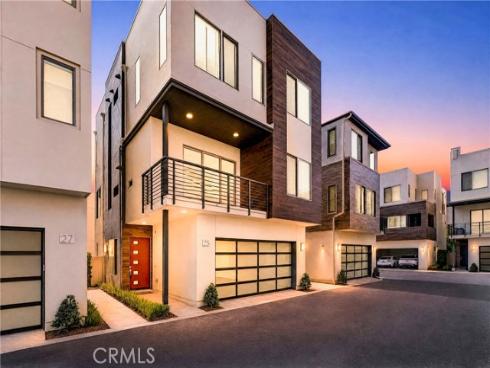 25  Ebb Tide  , Newport Beach, CA