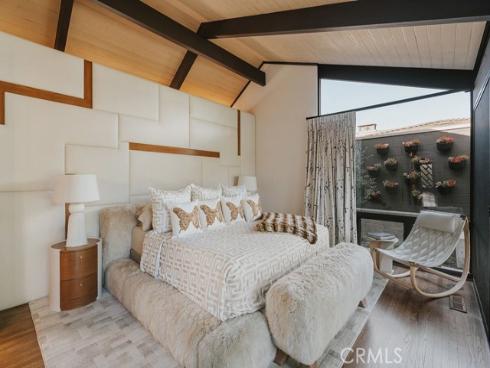 1534 Santiago , Newport Beach, CA