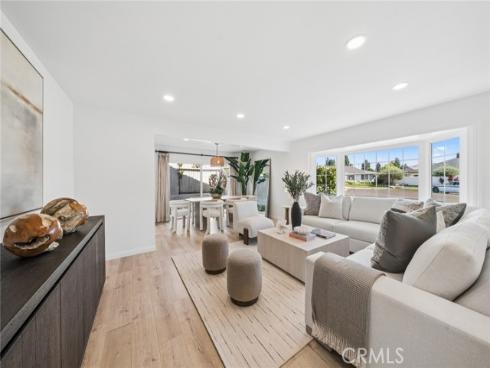 926 Bellis Street, Newport Beach, CA