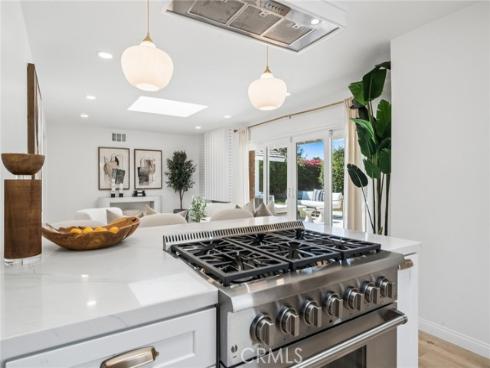 926 Bellis Street, Newport Beach, CA