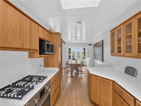 2700 Cliff , Newport Beach, CA