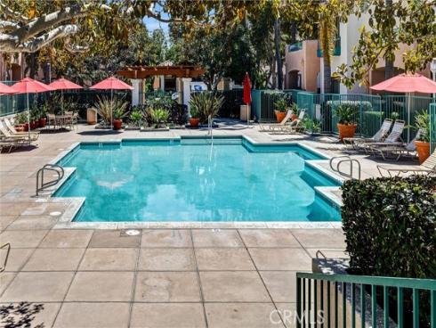360 Villa Point Drive, Newport Beach, CA