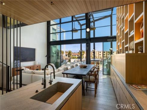 2910 Lafayette Avenue, Newport Beach, CA