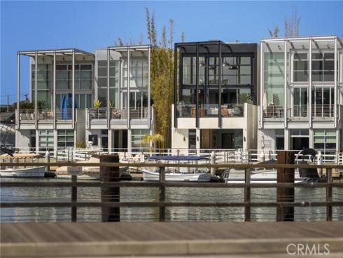 2910 Lafayette Avenue, Newport Beach, CA