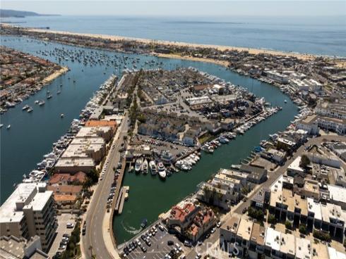 2910 Lafayette Avenue, Newport Beach, CA