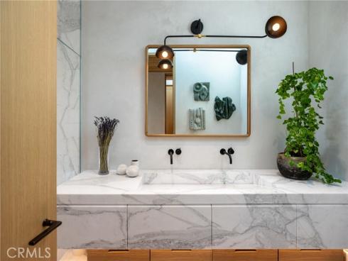 2910 Lafayette Avenue, Newport Beach, CA