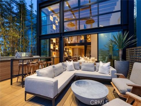 2910 Lafayette Avenue, Newport Beach, CA