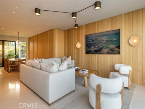 2910 Lafayette Avenue, Newport Beach, CA