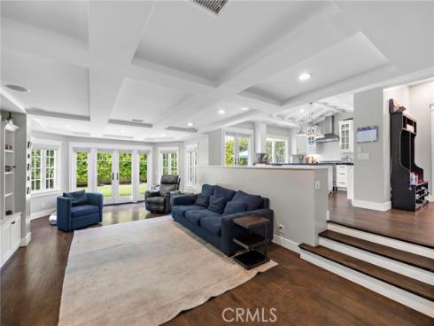 2201  Aralia  , Newport Beach, CA