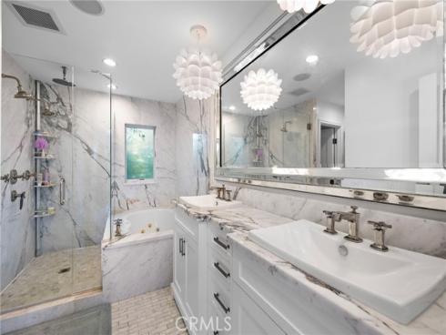 2201  Aralia  , Newport Beach, CA