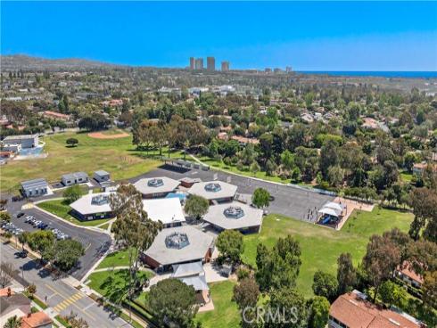 2201  Aralia  , Newport Beach, CA