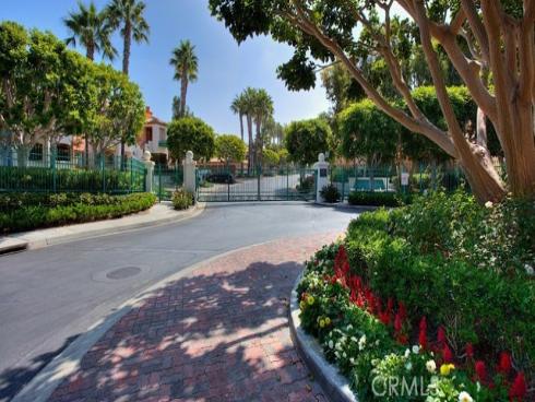 372 Villa Point Drive, Newport Beach, CA