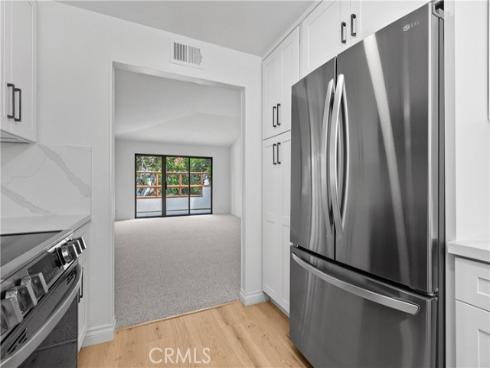 372 Villa Point Drive, Newport Beach, CA
