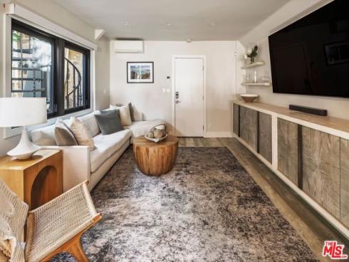 305 Grand Canal 8 , Newport Beach, CA