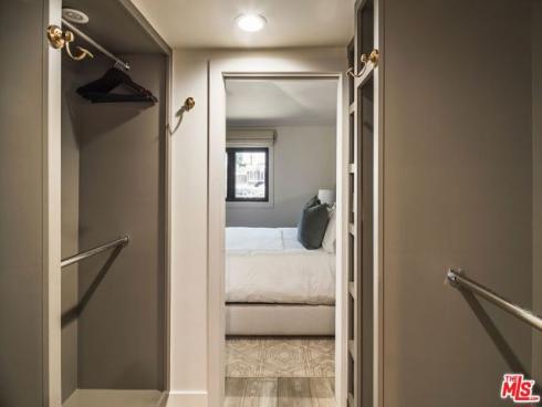 305 Grand Canal 8 , Newport Beach, CA