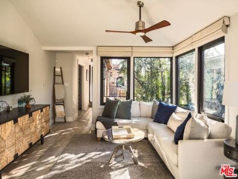 305 Grand Canal 8 , Newport Beach, CA
