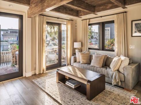 305 Grand Canal 8 , Newport Beach, CA
