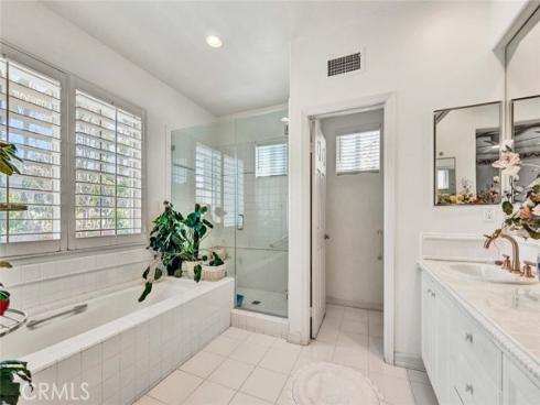 1426 Newporter Way , Newport Beach, CA