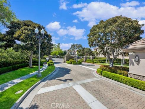 1426 Newporter Way , Newport Beach, CA