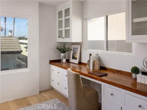 7204 W Oceanfront , Newport Beach, CA