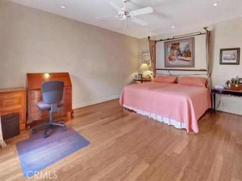 537 Vista Grande , Newport Beach, CA