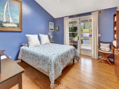537 Vista Grande , Newport Beach, CA
