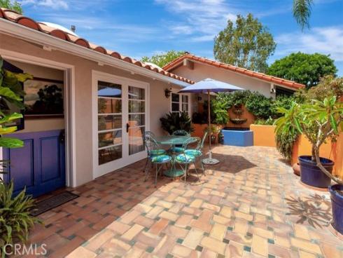 537 Vista Grande , Newport Beach, CA