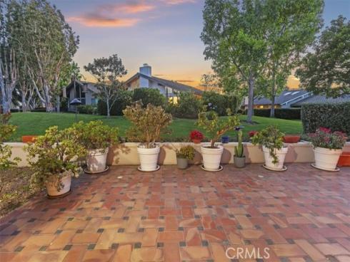 537 Vista Grande , Newport Beach, CA