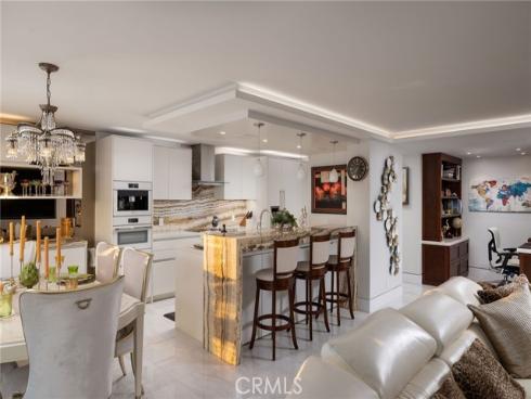 601 Lido Park 4B Drive, Newport Beach, CA
