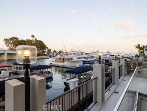 601 Lido Park 4B Drive, Newport Beach, CA