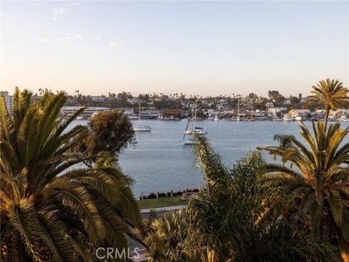 601 Lido Park 4B Drive, Newport Beach, CA