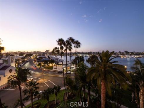 601 Lido Park 4B Drive, Newport Beach, CA