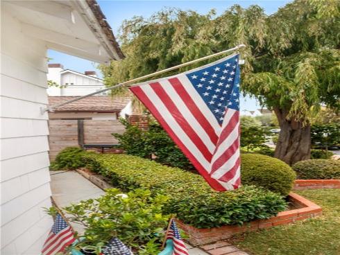 2632 Vista Drive, Newport Beach, CA